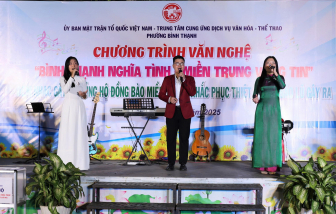 Ấm áp đêm nhạc nghĩa tình, sẻ chia cùng đồng bào vùng lũ