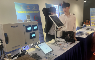 Nuôi cua bằng robot, AI đọat giải tại cuộc thi nông nghiệp công nghệ cao 2025