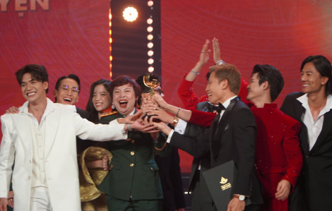 Bế mạc Liên hoan phim Việt Nam lần thứ XXIV:  'Mưa đỏ' nhận 'mưa' giải thưởng