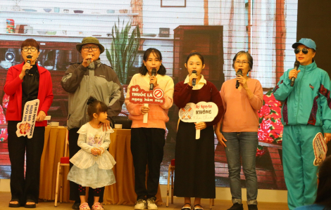 Phụ nữ Huế xây dựng 'Gia đình có sức khỏe - không khói thuốc'