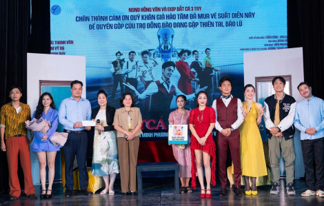 Sân khấu Kịch Hồng Vân dành doanh thu 2 suất diễn vở mới ủng hộ đồng bào vùng bão lũ