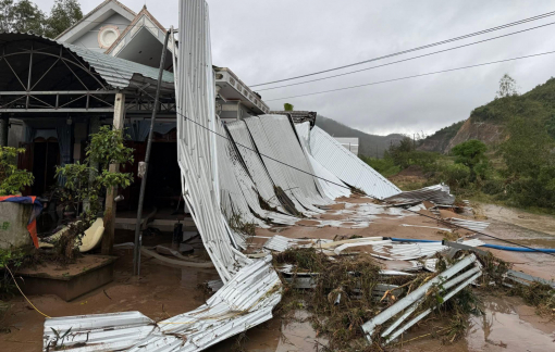 Lưu ý 4 không, 1 tạm khi sử dụng điện trong vùng lũ