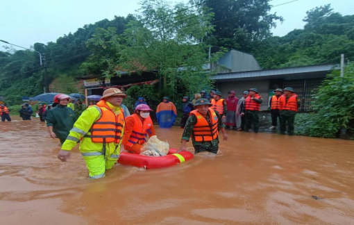 Những điều cần lưu ý khi sống trong vùng mưa lũ