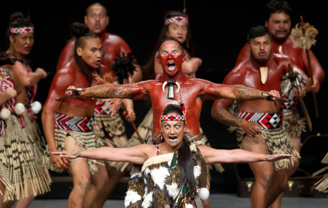 Nhà hát nghệ thuật Hát bội TPHCM giao lưu với đoàn nghệ thuật truyền thống của người Māori