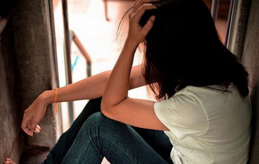 Vay tiền thuê thám tử theo dõi chồng, tôi nhận về nỗi ê chề