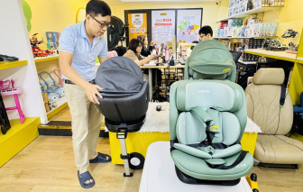 Cần lưu ý gì khi mua ghế ô tô an toàn cho trẻ?