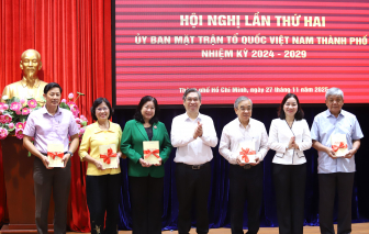 Đại hội MTTQ TPHCM không nhận hoa tươi, dành kinh phí hỗ trợ đồng bào vùng lũ và chăm lo Tết 2026