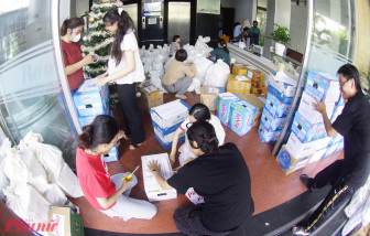 Hãy giúp người dân vùng thiên tai đứng vững