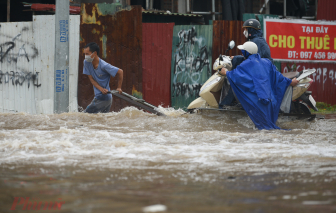 Bị sốt sau khi lội nước dơ, cẩn thận với bệnh nguy hiểm