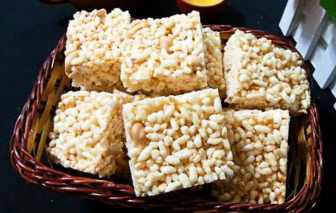 Trộm gạo nổ cốm