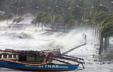Bản tin tổng hợp ngày 27/11: Bão số 15 đạt cường độ cực đại