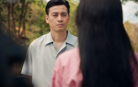 Lộ diện tài tử đóng cặp với Thu Trang trong phim tết, vắng bóng màn ảnh đã 20 năm