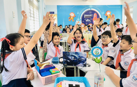 Nhiều điều bất ngờ khi phụ huynh đến lớp học cùng con