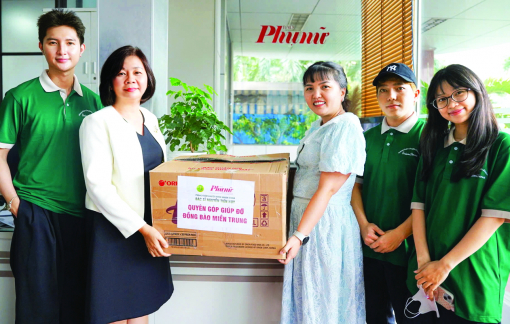 Chung tay tái thiết cuộc sống ở vùng lũ miền Trung