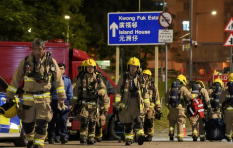 Hồng Kông để tang 3 ngày sau thảm kịch cháy chung cư khiến hơn 300 người chết và mất tích