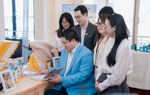 Bác sĩ Nguyên Giáp từ Harvard chỉ cách làm đẹp an toàn