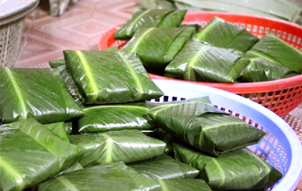 Về đây, mẹ dạy làm bánh phu thê