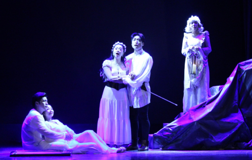 ‘Nguyệt Hạ’ của Sân khấu Kịch Hồng Vân đoạt huy chương Vàng Liên hoan quốc tế sân khấu thử nghiệm 2025