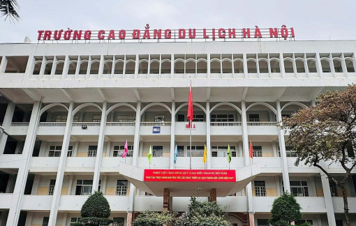 Sinh viên nhận 940.000 tiền hỗ trợ A80: Sự bức xúc không hướng vào vật chất mà cần minh bạch