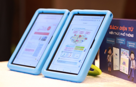 Bộ GD-ĐT siết tiêu chuẩn và bảo mật với sách giáo khoa điện tử