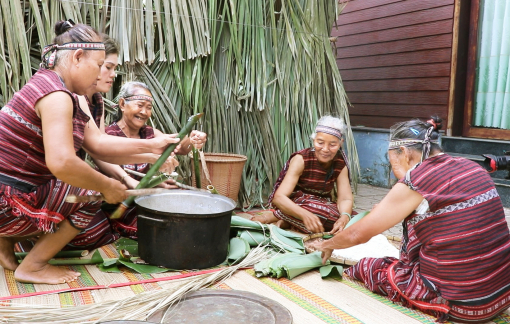 Phụ nữ Châu Ro nỗ lực gìn giữ văn hóa truyền thống