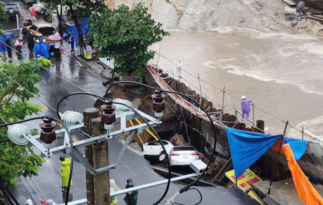 'Hố tử thần' cạnh dự án bất động sản nuốt 2 ô tô, làm 1 người bị thương