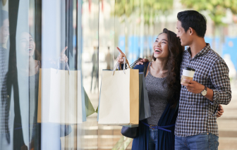 Con yêu nữ đại gia, mẹ cấm cản vì sợ không môn đăng hộ đối