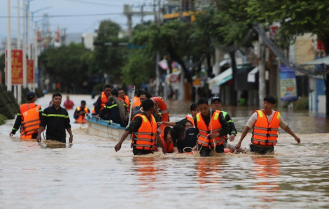 Cảnh báo mưa lũ nghiêm trọng tại các tỉnh thành miền Trung