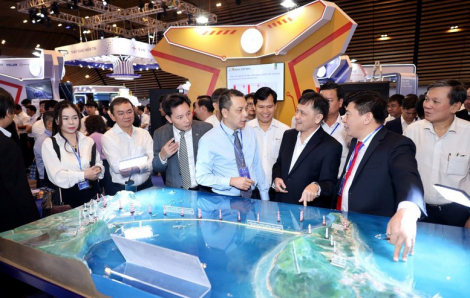 EVNSPC trình diễn nhiều công nghệ tiên tiến tại Techshow 2025