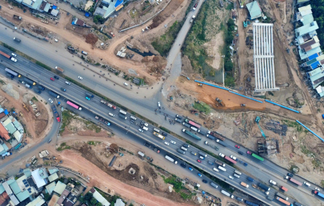 Cầu cạn Vành đai 3 chỉ mới thông xe kỹ thuật vào ngày 19/12