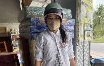 Vừa dựng lại nhà, người dân rốn lũ Phú Yên vừa kêu gọi hỗ trợ Phan Thiết