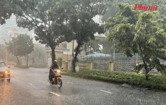 Thời tiết ngày 6/12: Nam Bộ có mưa rào và dông, Bắc Bộ trời rét