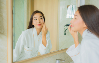 Cuối năm da khô, làm sao phòng tránh?