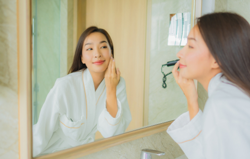 Cuối năm da khô, làm sao phòng tránh?