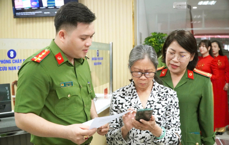 Những đổi thay từ mô hình chính quyền 2 cấp ở TPHCM - Bài 2: Đẩy mạnh chuyển đổi số để phục vụ dân tốt hơn