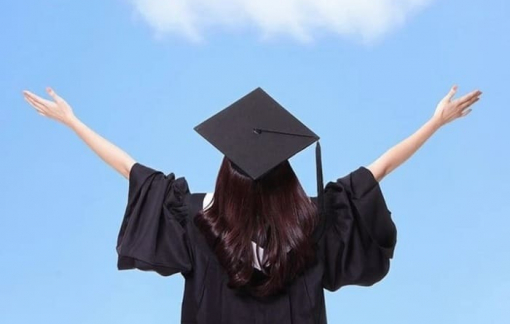 Có nên theo đuổi ước mơ khi gia đình đang túng thiếu, nợ nần?