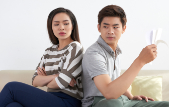 Cô đơn, tôi muốn tâm sự, chồng cứ bảo “để mai tính”