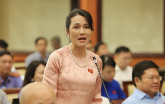 Đại biểu HĐND chất vấn Giám đốc Sở Xây dựng TPHCM tình trạng “cò đất” lộng hành trên mạng