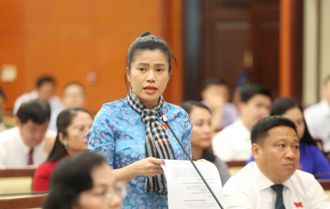 'Đau đầu' với bếp ăn online