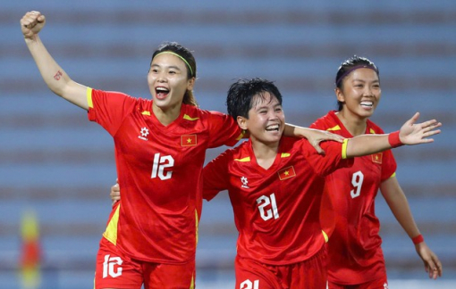 Cơ hội nào để 2 đội bóng đá nam, nữ Việt Nam lách qua khe cửa hẹp vòng bảng?