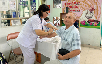 200 người cao tuổi phường Tây Thạnh được khám sức khỏe miễn phí