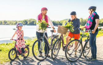 Bí quyết ngắt kết nối ảo, tạo kết nối thật ở quốc gia hạnh phúc nhất thế giới