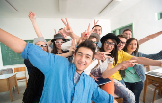 Không được đáp lại tình yêu, anh công kích và trả thù tôi