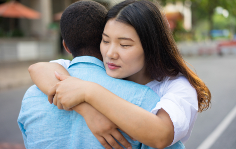 Đã tha thứ cho chồng ngoại tình nhưng không thể ngưng chì chiết