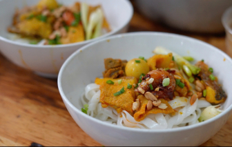 Mì Quảng cô Liễu: 37 năm giữ trọn hương vị phố Hội giữa lòng TPHCM