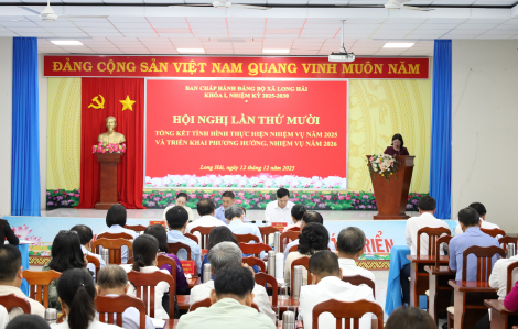 Xã Long Hải đặt mục tiêu mỗi gia đình có 1 người biết nộp hồ sơ trực tuyến