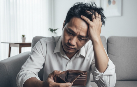 Vợ làm 'mama tổng quản' nên tôi phải lập quỹ đen