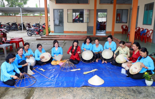 Phụ nữ Cần Thơ tích cực lao động, sản xuất, góp phần phát triển quê hương