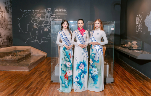 Thí sinh Hoa hậu sinh viên Hòa bình Việt Nam khoe sắc với áo dài