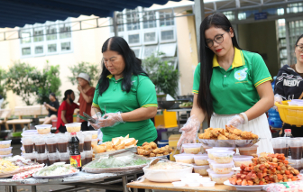 Làm buffet gây quỹ chăm lo phụ nữ, trẻ em có hoàn cảnh khó khăn